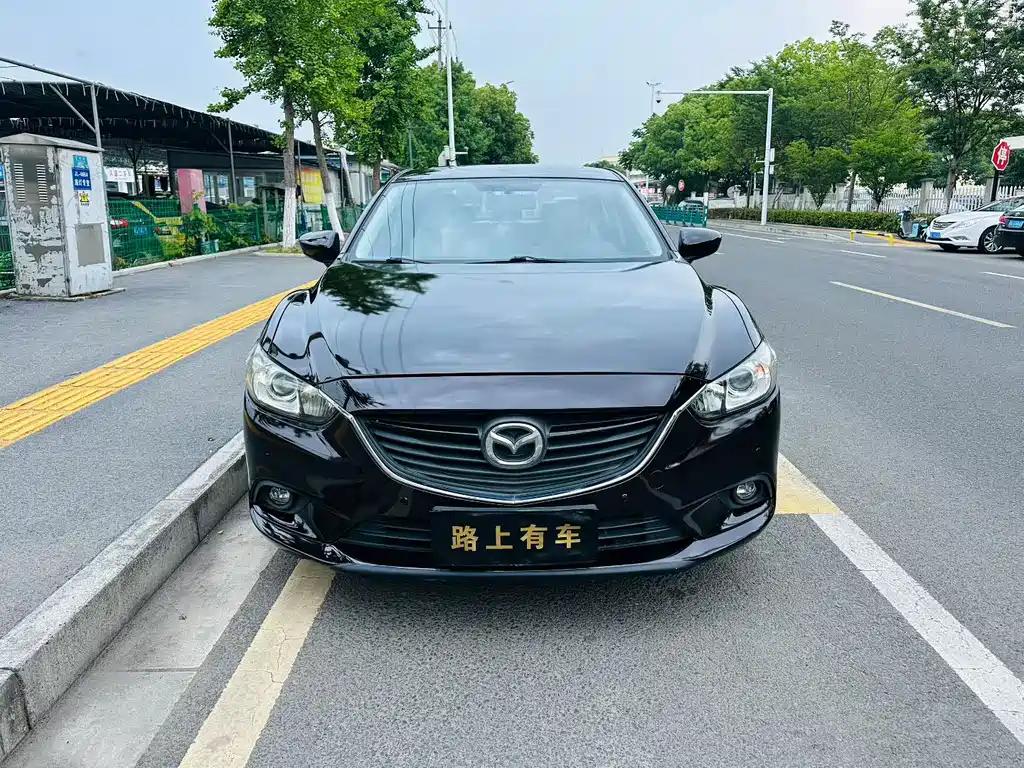 Mazda Atenza 2.0L Blue Sky Luxury