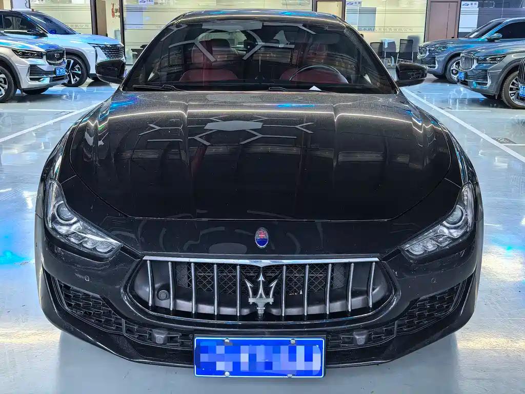 Maserati Ghibli Hybrid 2.0T Fenice Limited