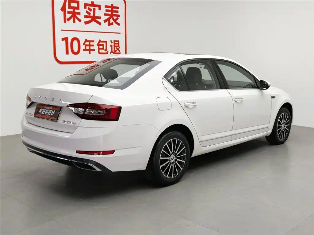 Skoda Octavia 1.5L Auto Smart Travel Luxury CN-VI