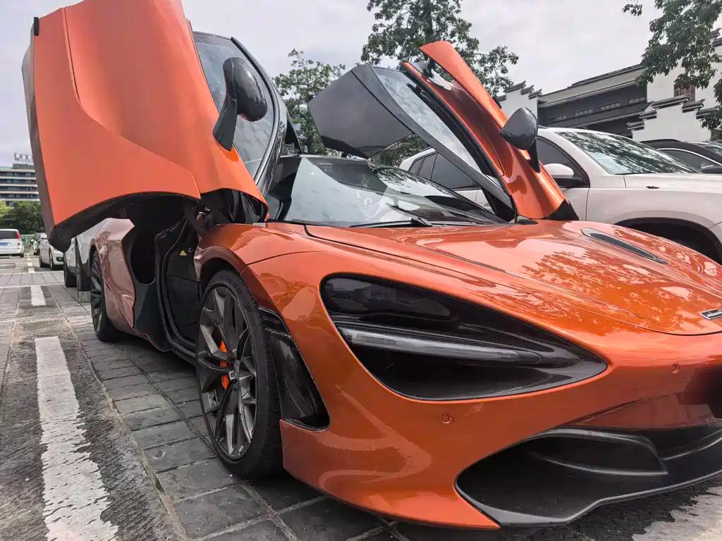 McLaren 720S 4.0T Coupe