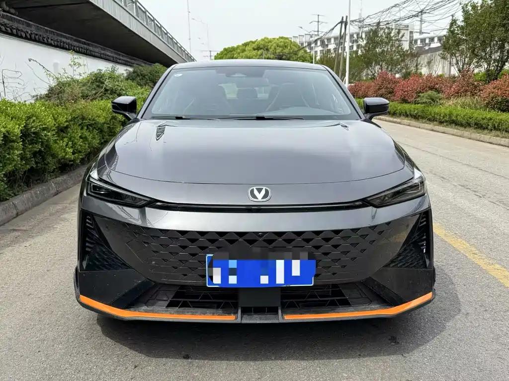 Changan UNI-V 1.5T Premium