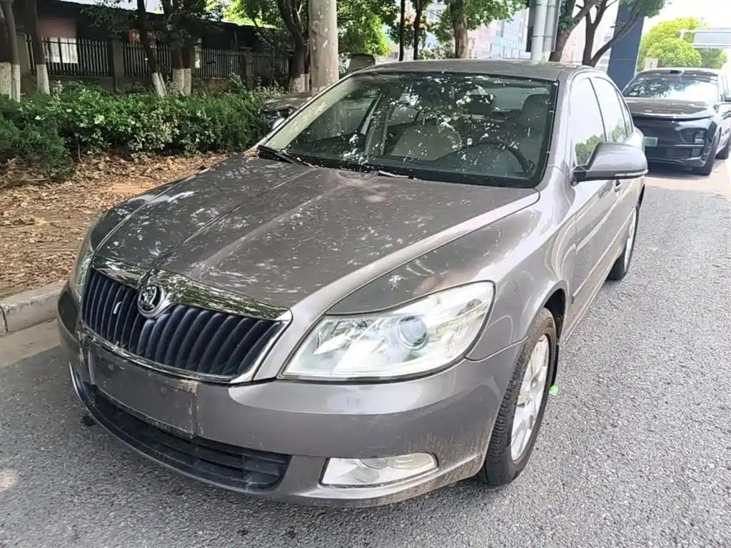 Skoda Octavia Classic 1.6L Auto Yijie