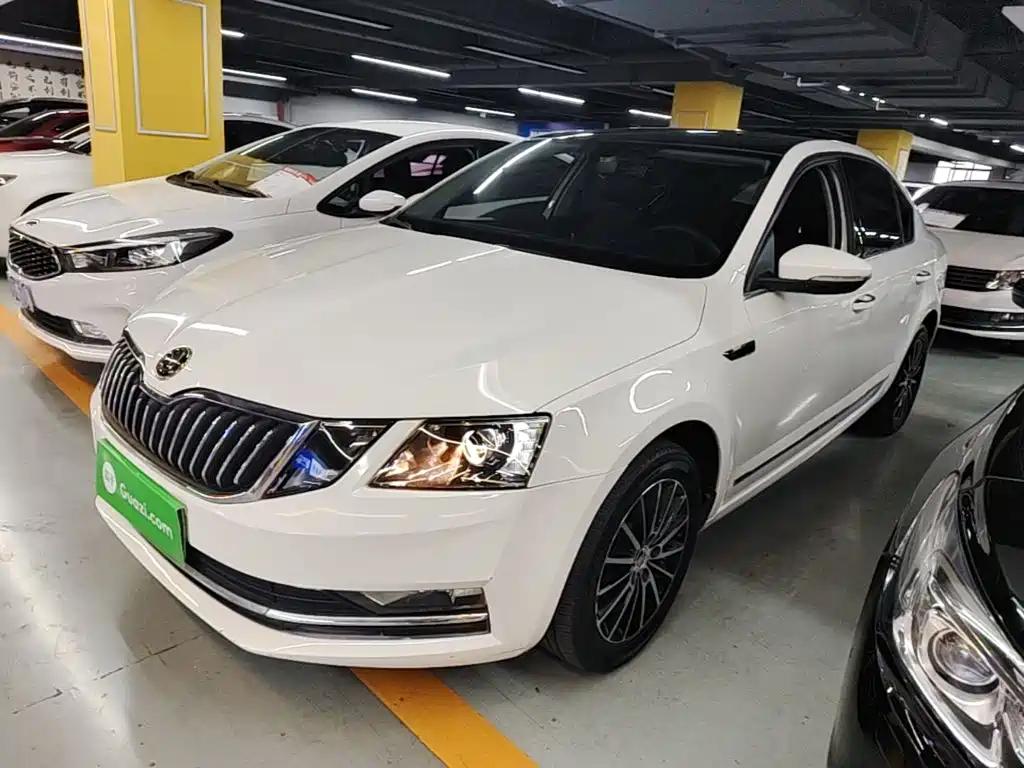 Skoda Octavia 2019 TSI230 DSG