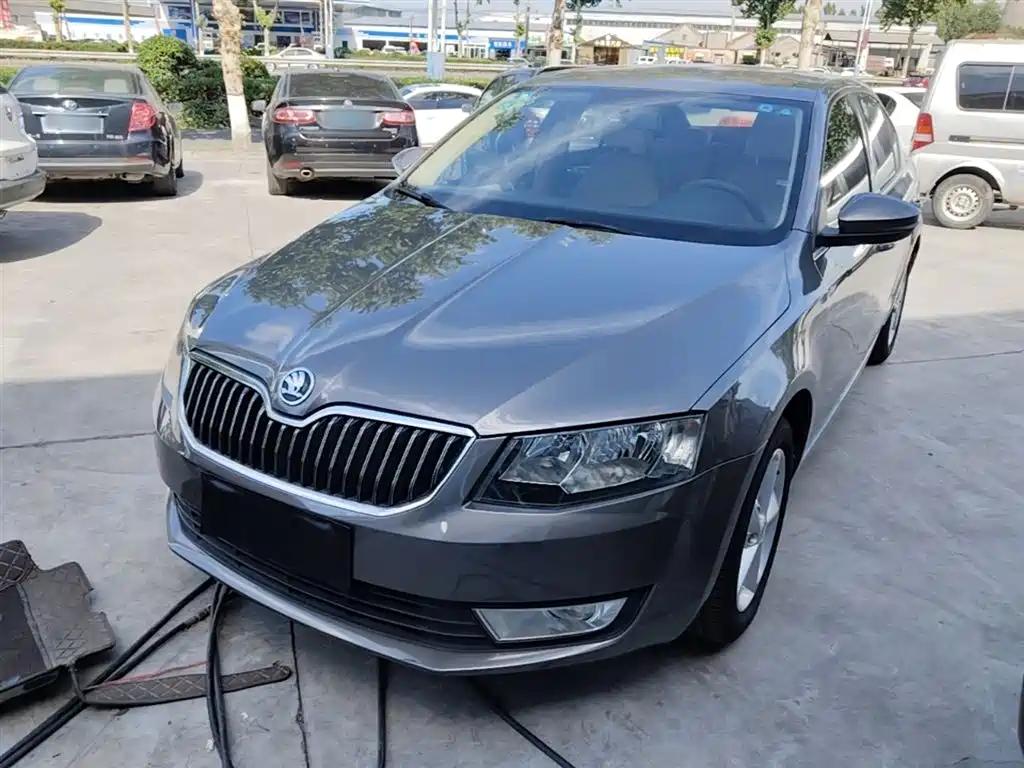 Skoda Octavia 1.6L Auto Yijie