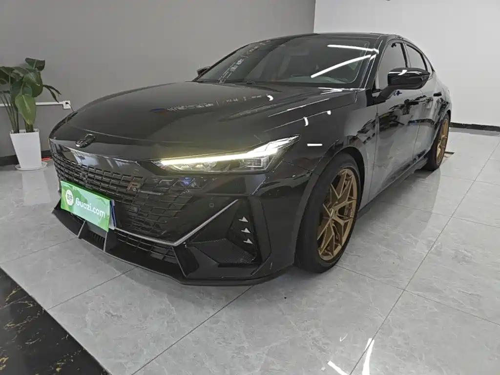 Changan UNI-V 1.5T Distinguished