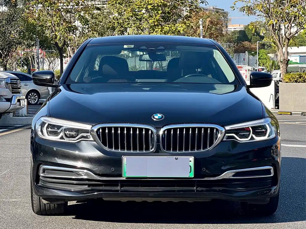 BMW 5 Series NEV Facelift 530Le Luxury Package