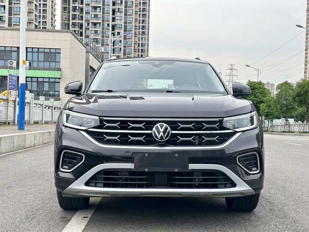 Volkswagen Tayron 330TSI 2WD Luxury Plus Advanced