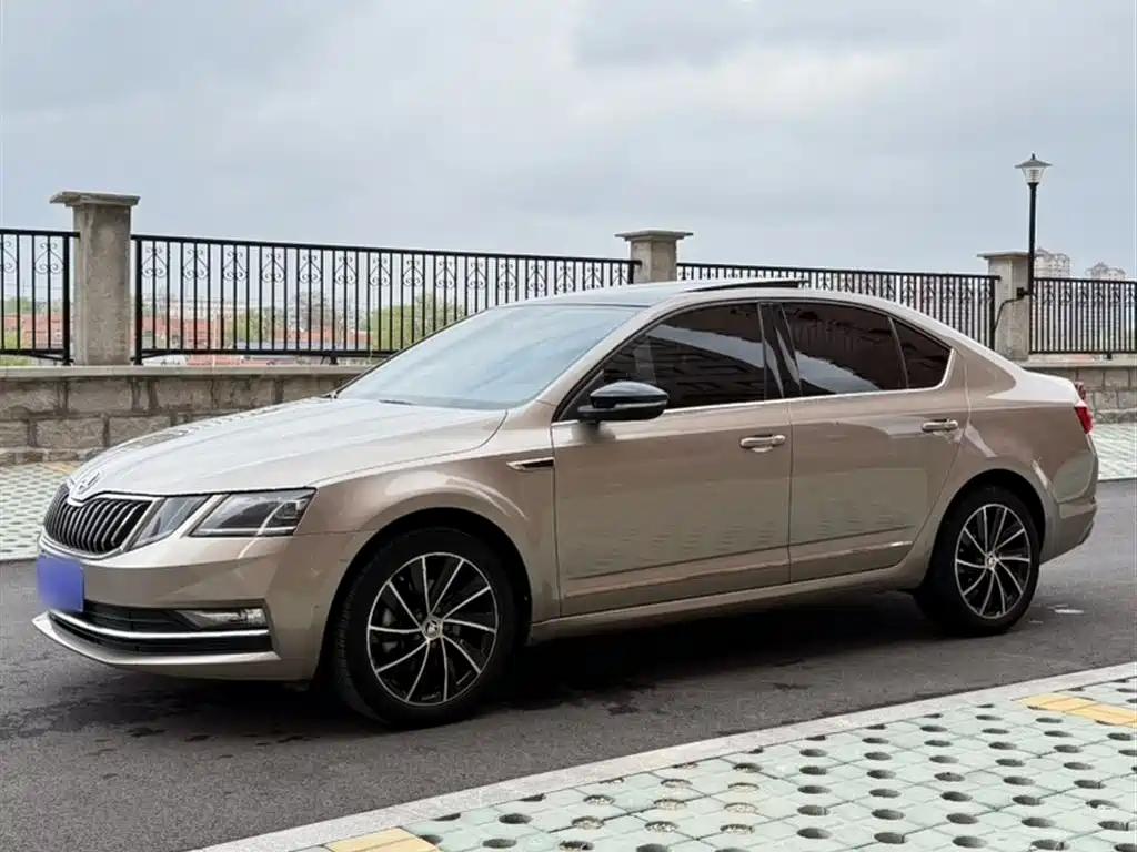 Skoda Octavia TSI280 DSG Luxury