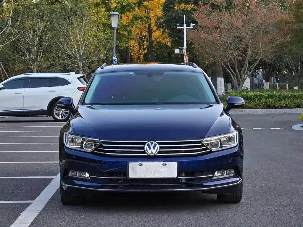 Volkswagen Passat Variant 380TSI 2WD Comfort Travel