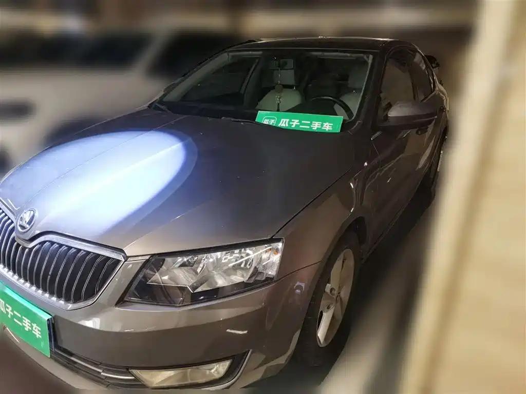 Skoda Octavia 1.6L Auto Elegant