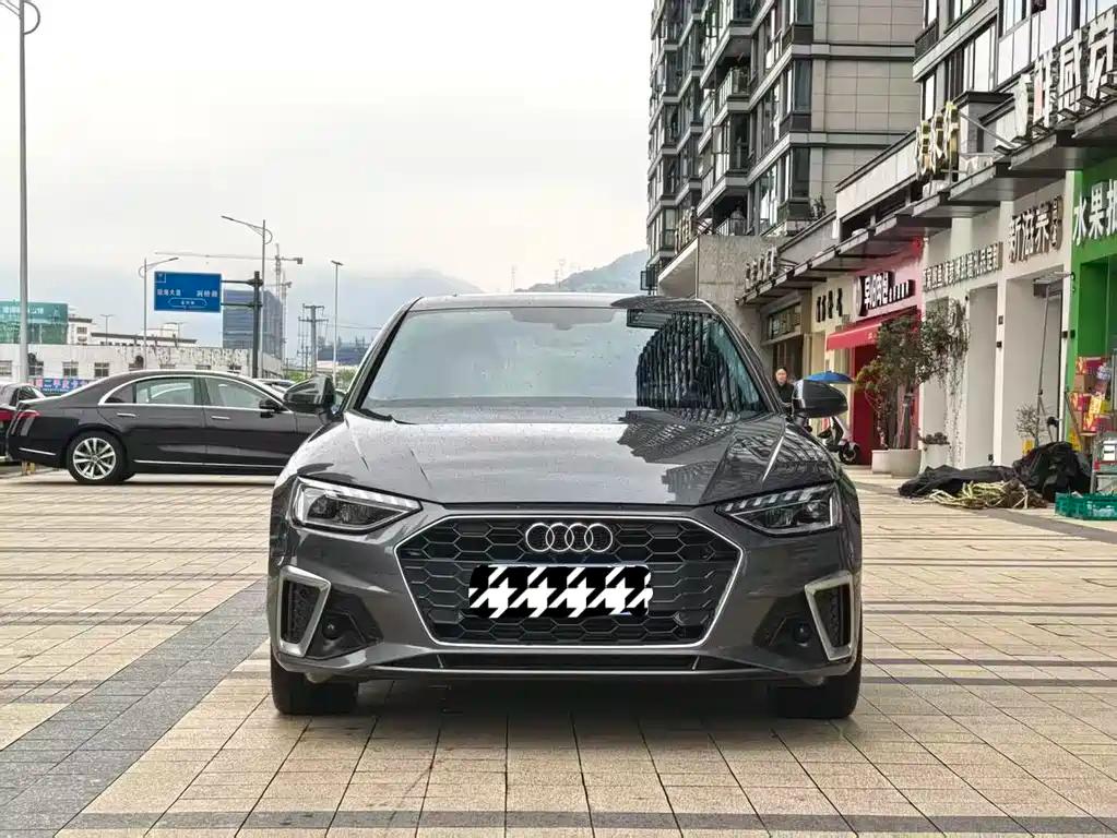 Audi A4L 40 TFSI Fashion Dynamic