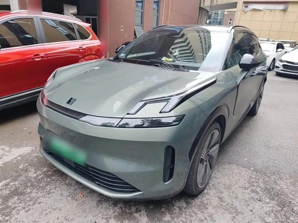 Lynk & Co 08 EM-P 220km 4WD Performance Halo