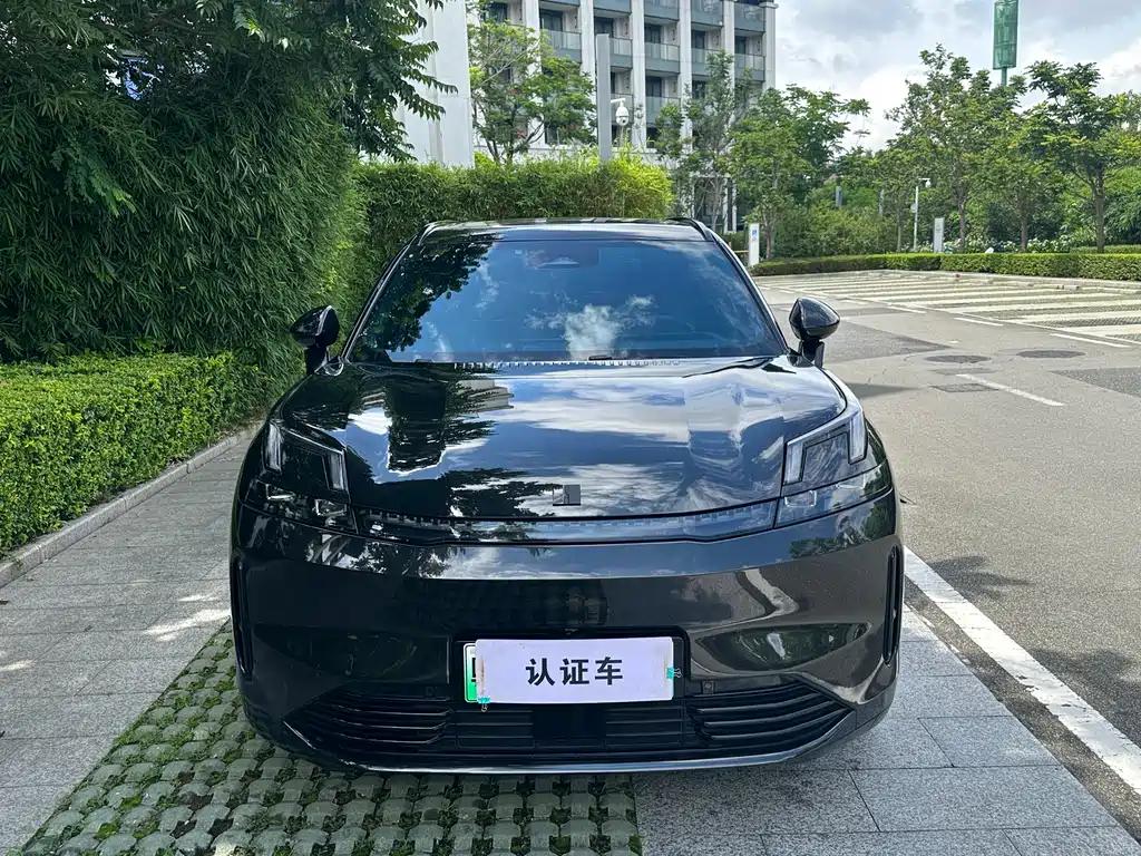 Lynk & Co 08 EM-P 220km 4WD Performance Halo