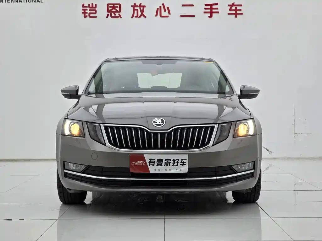 Skoda Octavia 2019 1.5L Автомат VI