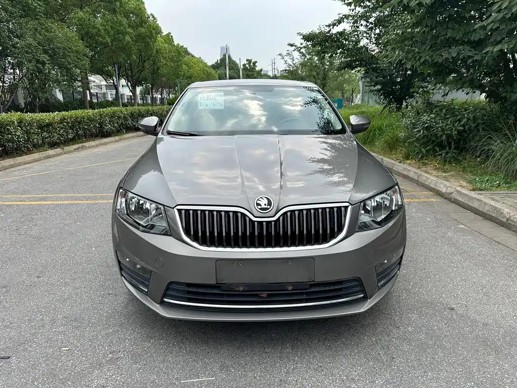 Skoda Octavia 1.6L Auto Creation
