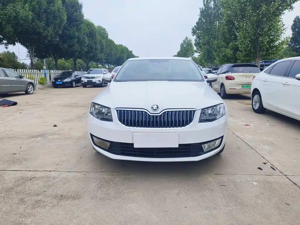 Skoda Octavia 1.6L Auto Creation