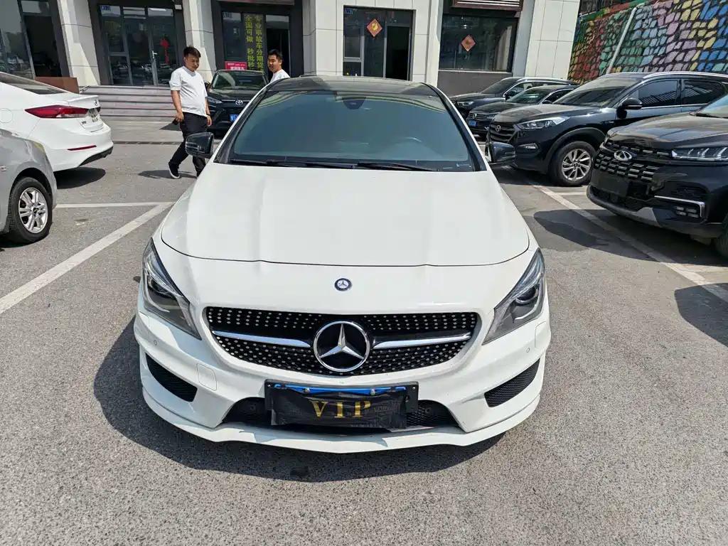 Mercedes-Benz CLA (Import) CLA 260 4MATIC