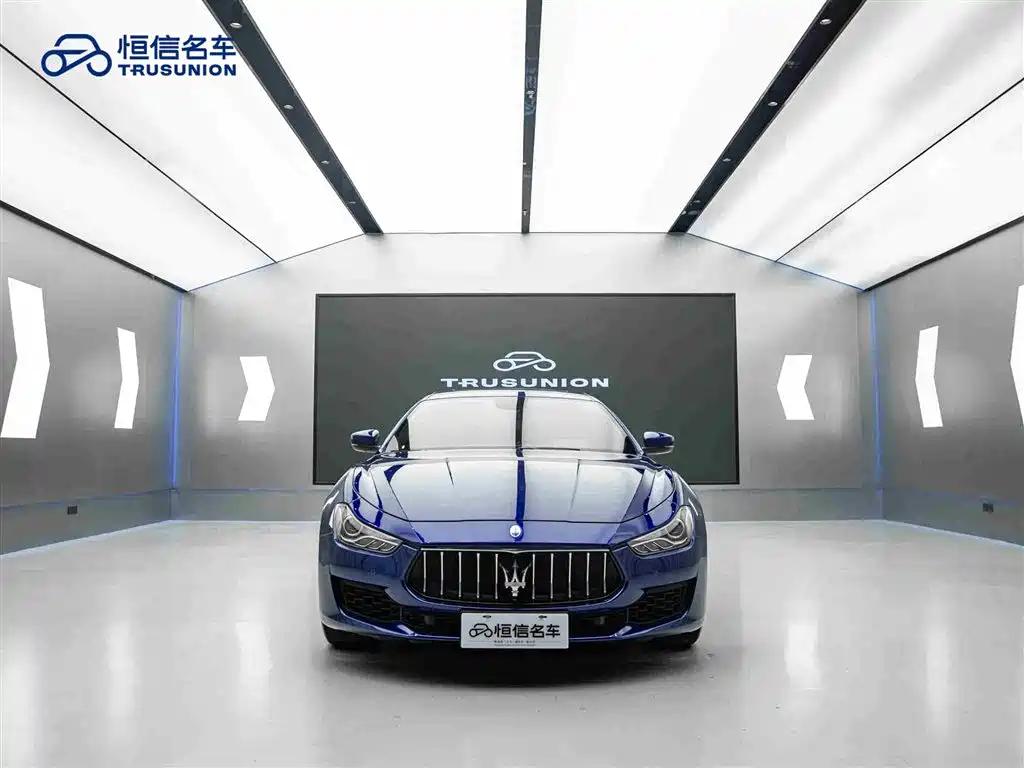 Maserati Ghibli 2.0T Sharp Edge