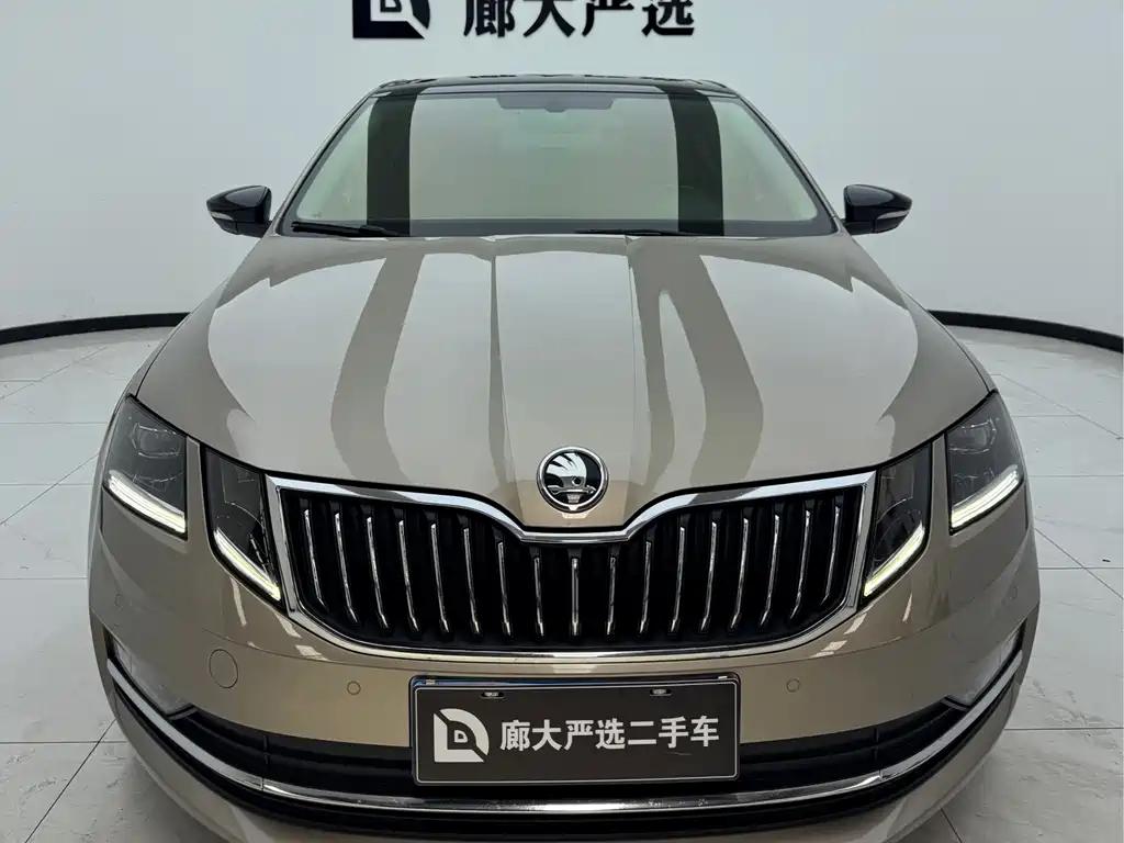 Skoda Octavia 2019 TSI280 DSG VI