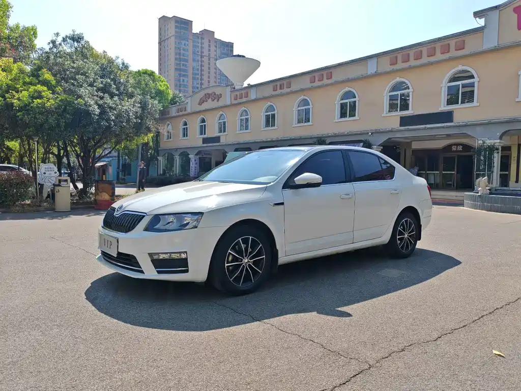 Skoda Octavia 2017 1.6L Механика