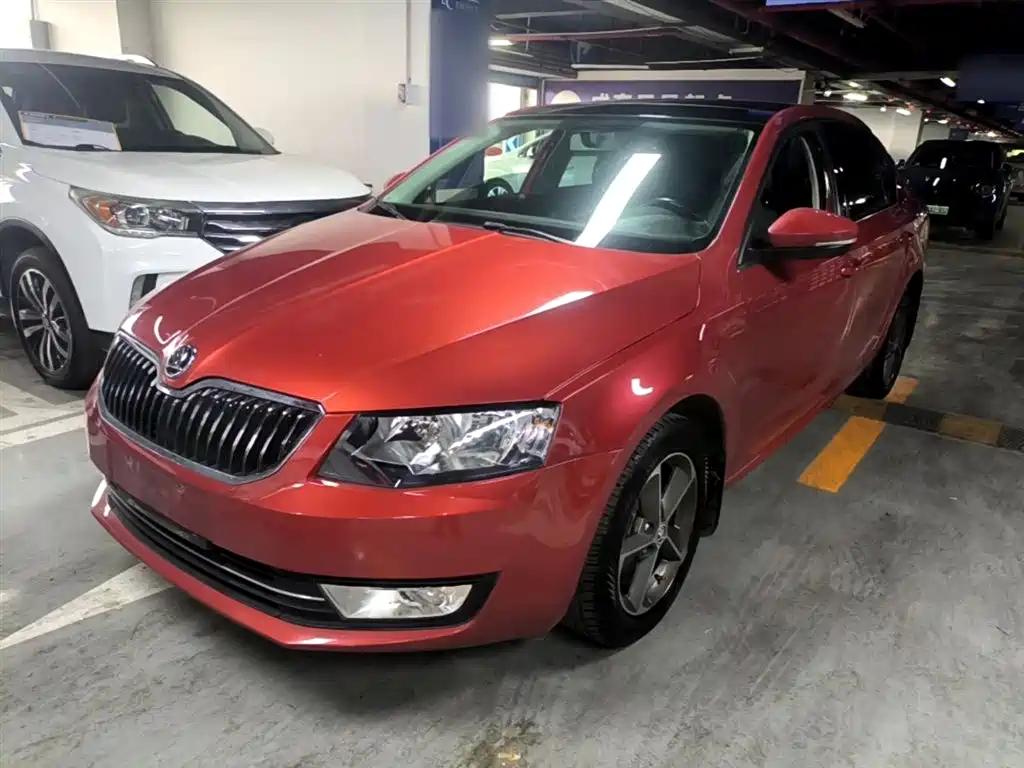 Skoda Octavia TSI280 DSG Smart Travel