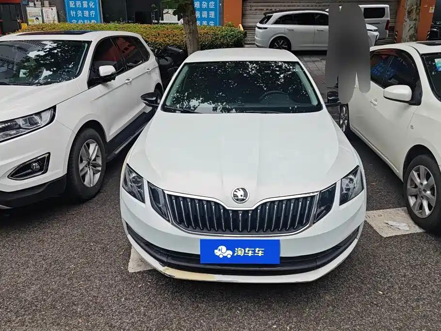 Skoda Octavia 2019 1.5L Механика VI