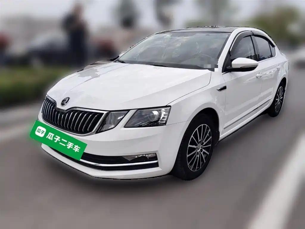Skoda Octavia TSI230 DSG Luxury