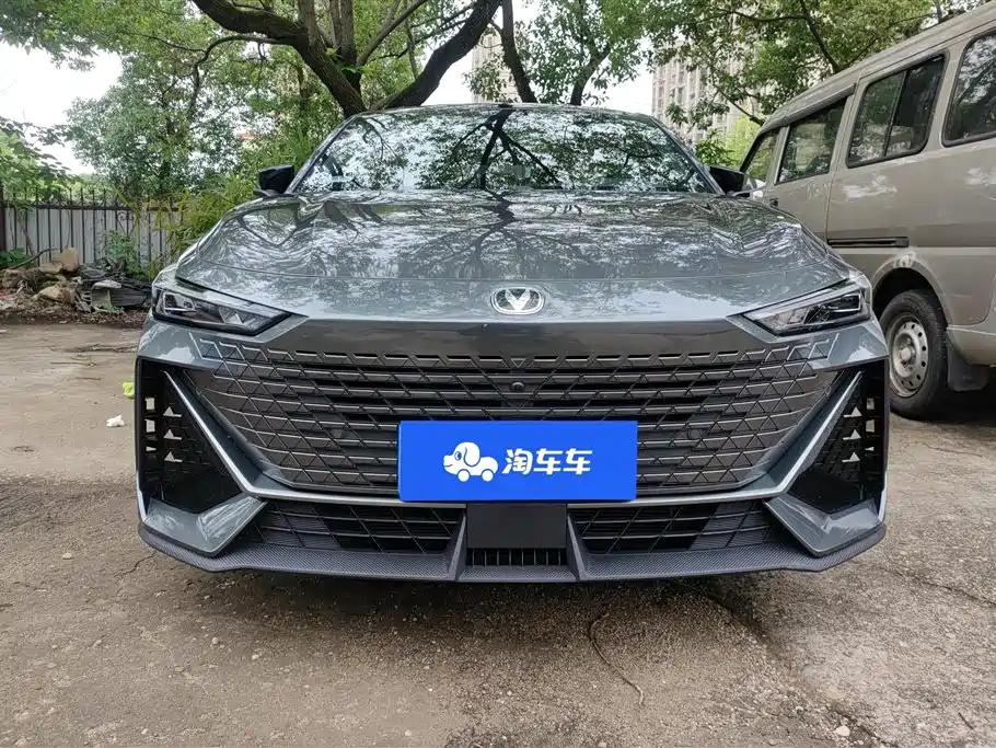 Changan UNI-V 1.5T Distinguished