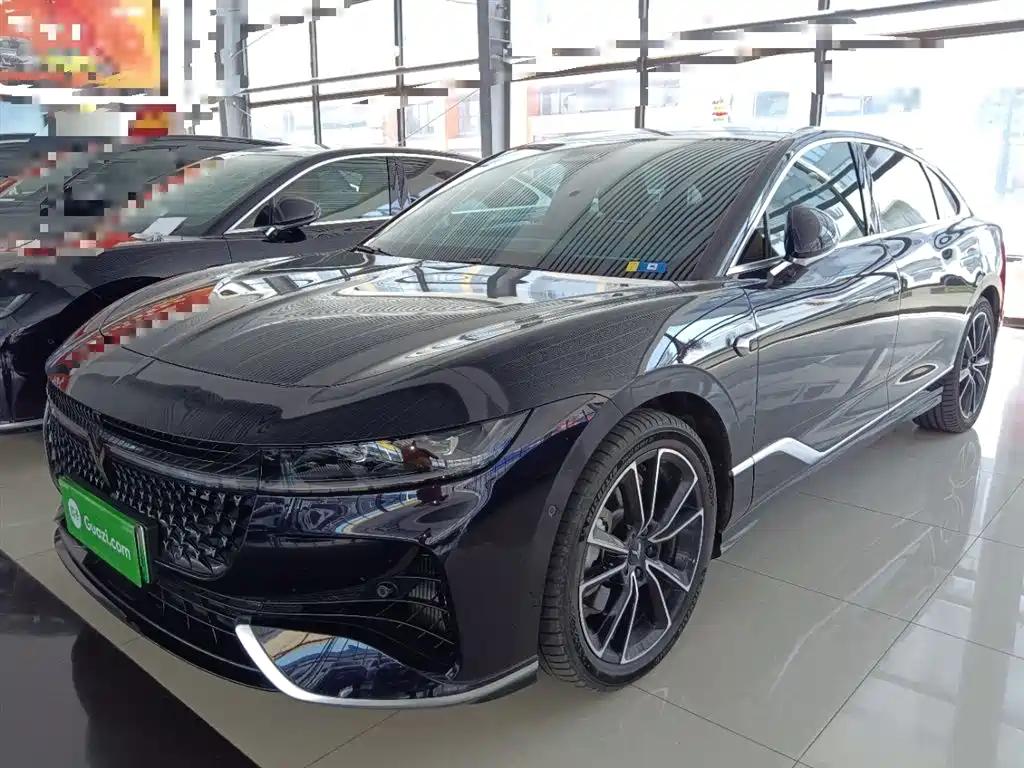 Voyah Zhuiguang PHEV 4WD Ultra Long Range Flagship