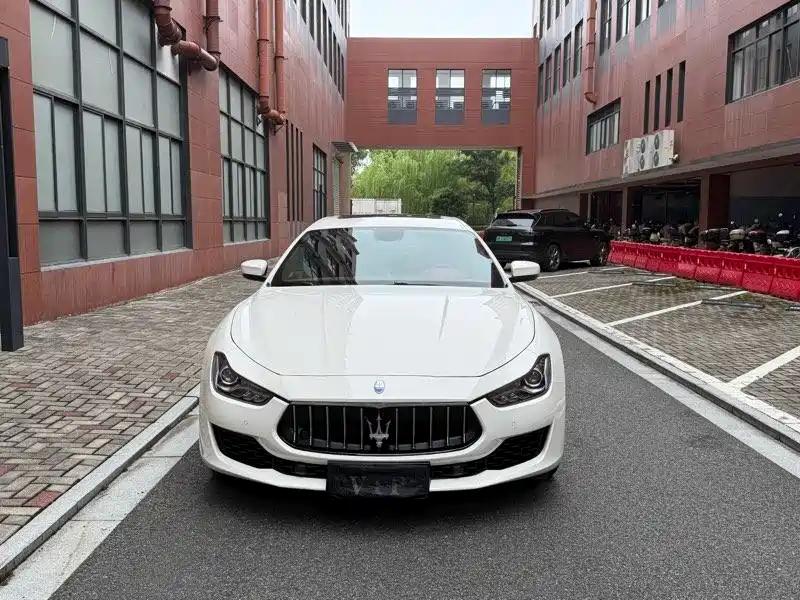 Maserati Ghibli Hybrid 2.0T Fenice Limited