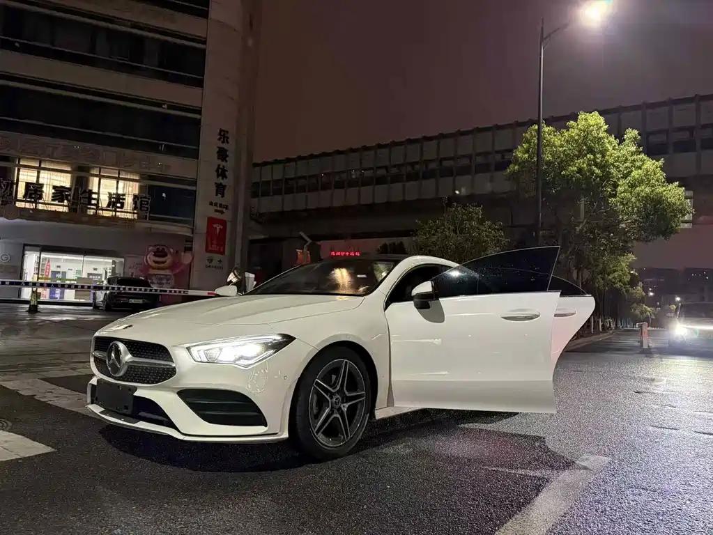 Mercedes-Benz CLA (Import) CLA 200 4MATIC