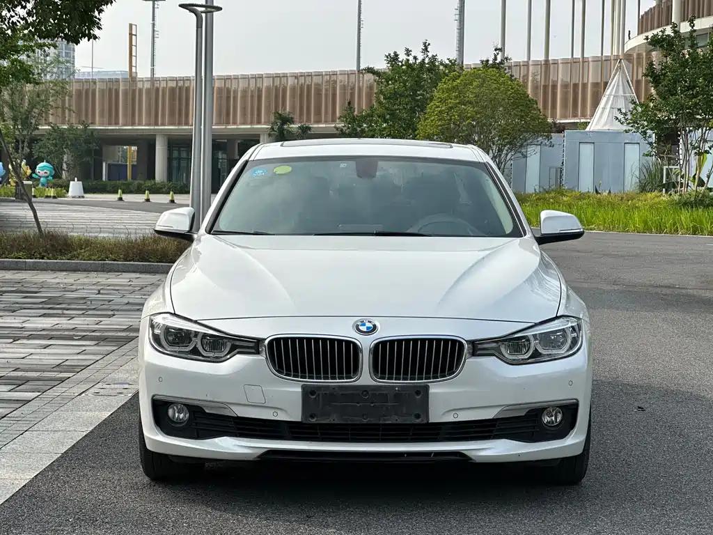 BMW 3 Series 320Li Fashion