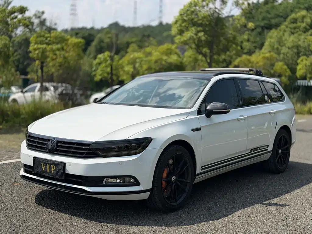 Volkswagen Passat Variant 380TSI 2WD Comfort Travel