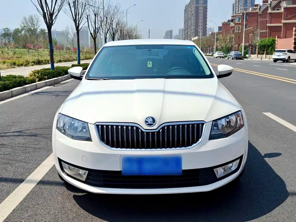 Skoda Octavia 2016 1.6L Механика