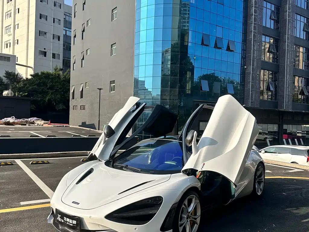 McLaren 720S 4.0T Coupe