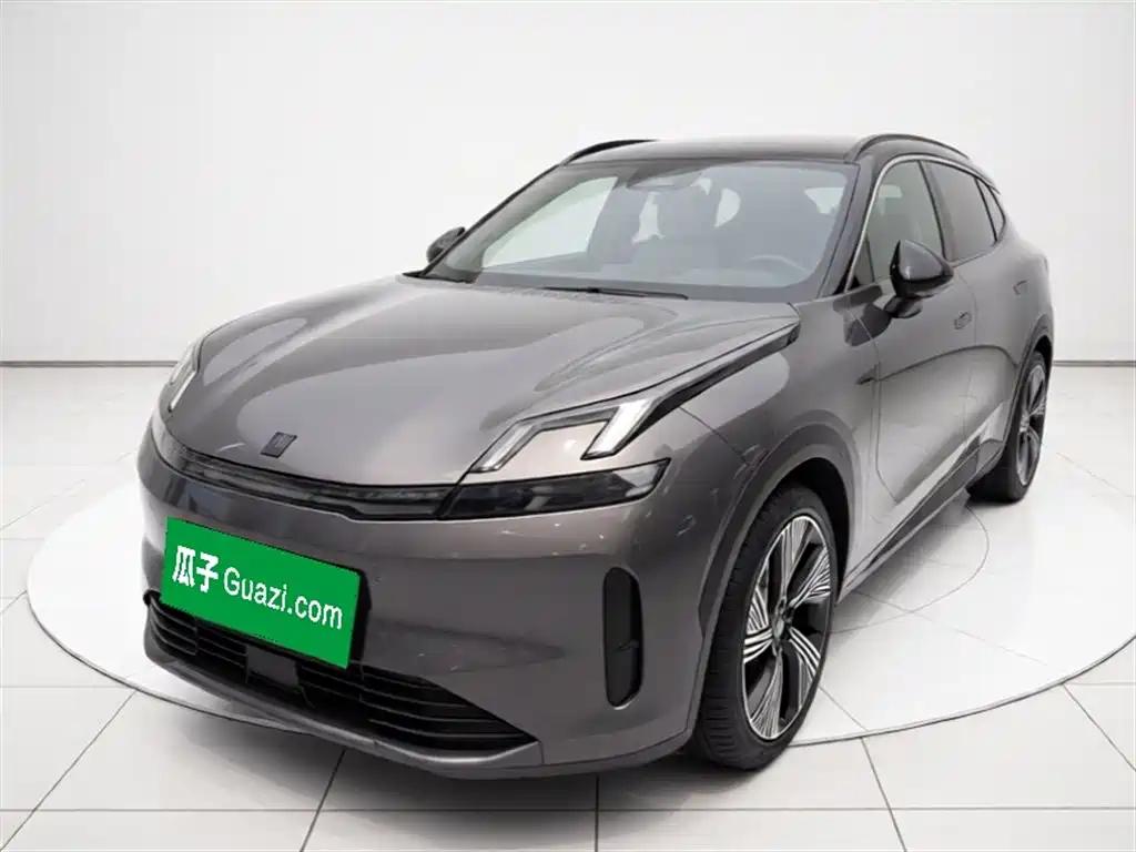 Lynk & Co 08 EM-P 220km Limited