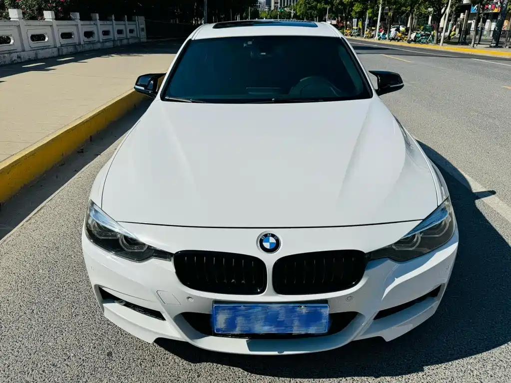 BMW 3 Series 320i M Sport Night