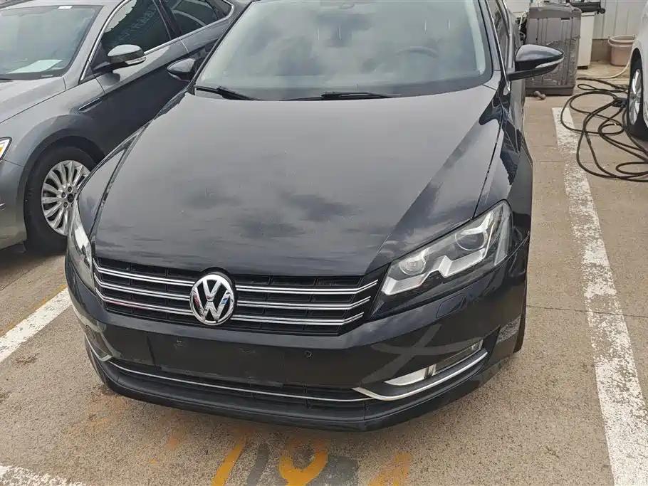 Volkswagen Passat 1.8TSI DSG Royal Supreme Navigation