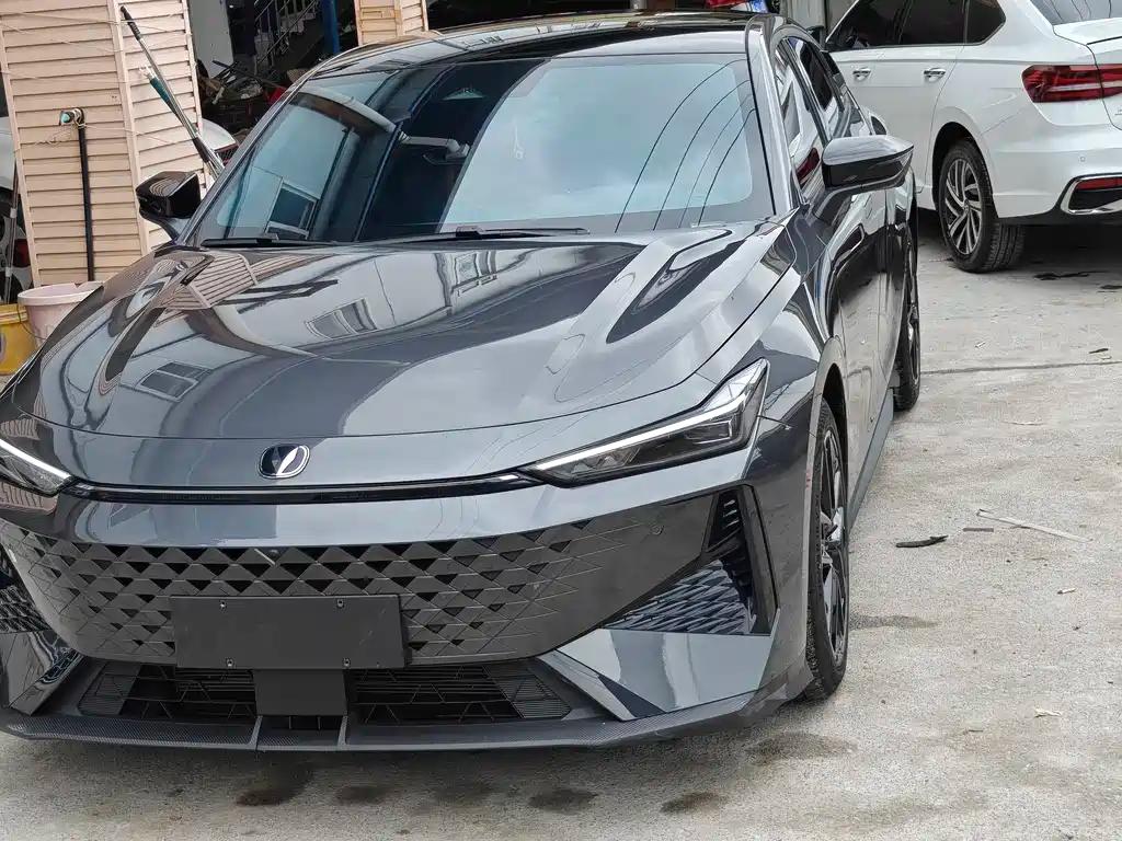 Changan UNI-V 1.5T Premium