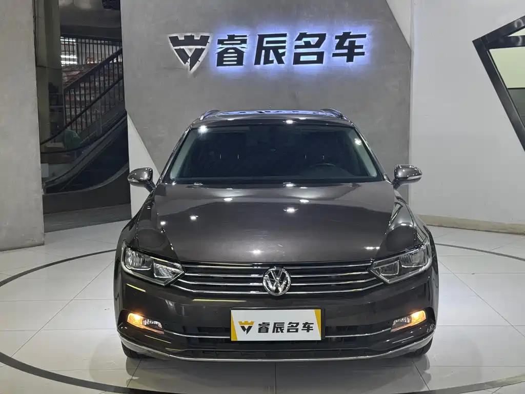 Volkswagen Passat Variant 380TSI 2WD Comfort Travel