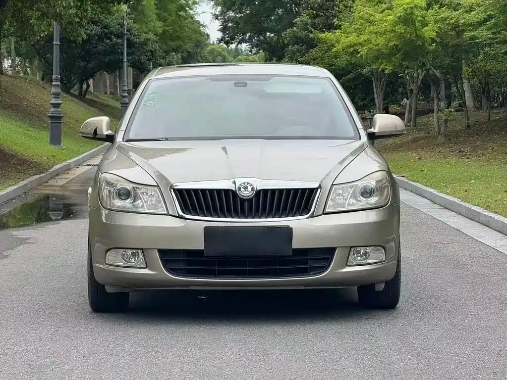 Skoda Octavia 1.6L Auto Elegant
