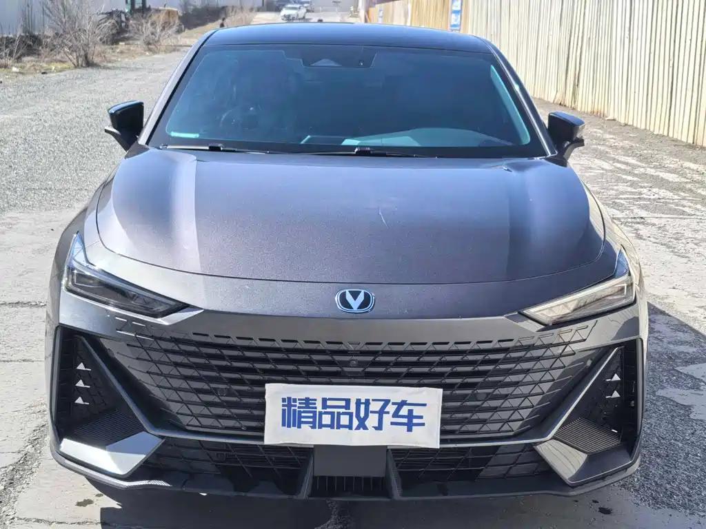 Changan UNI-V 1.5T Premium