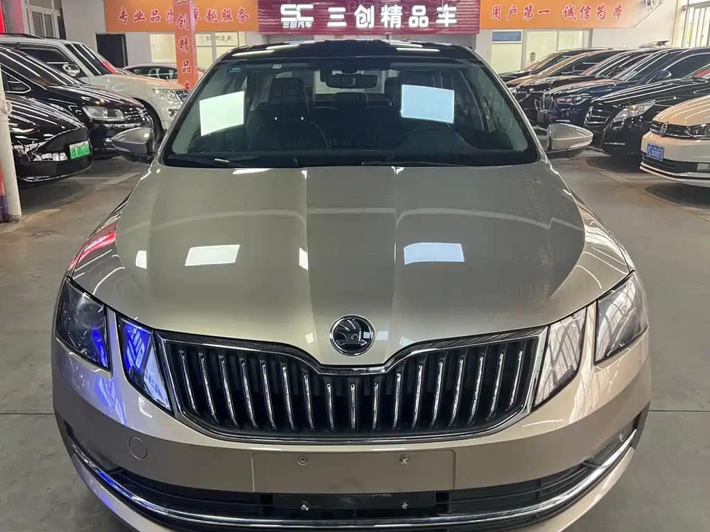Skoda Octavia 1.5L Auto Smart Travel Luxury CN-V