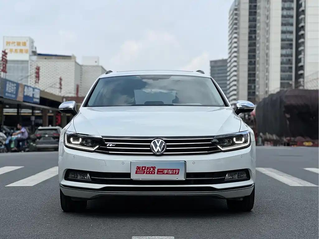 Volkswagen Passat Variant 380TSI 2WD Comfort Travel