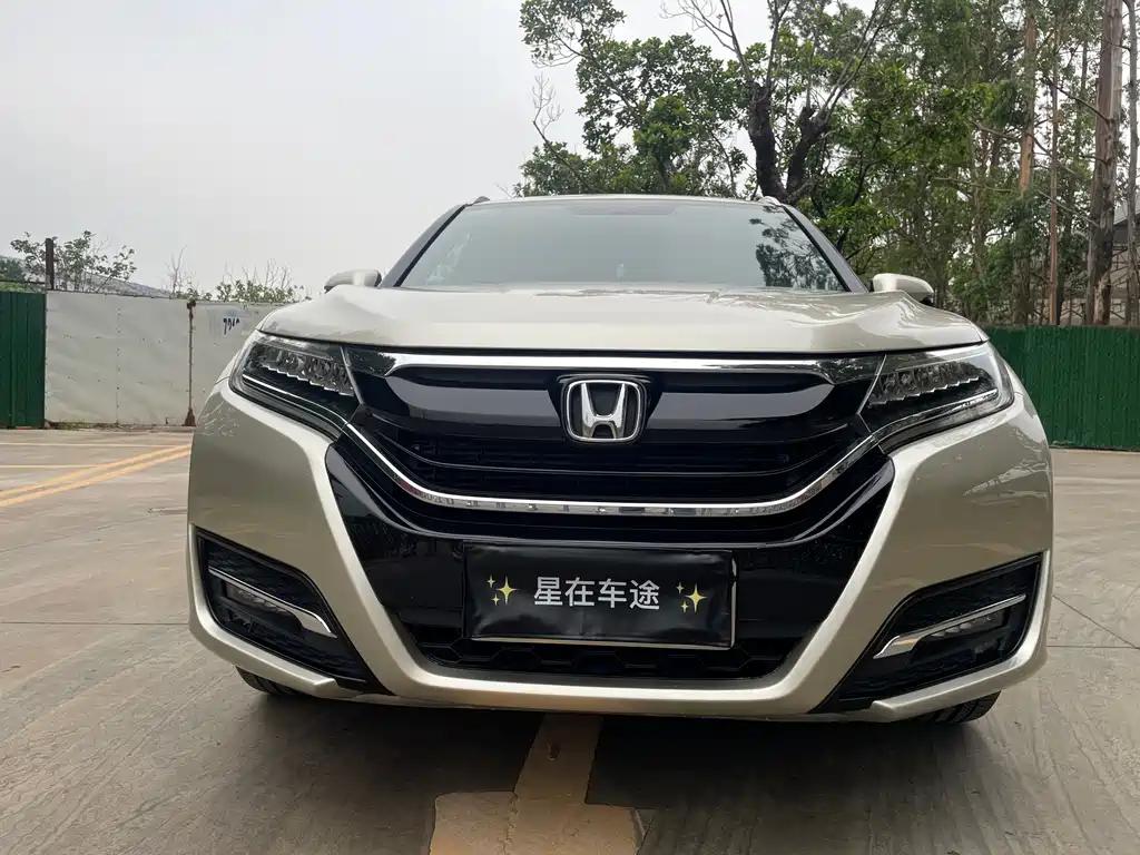 Honda UR-V 370TURBO 2WD Distinguished CN-V