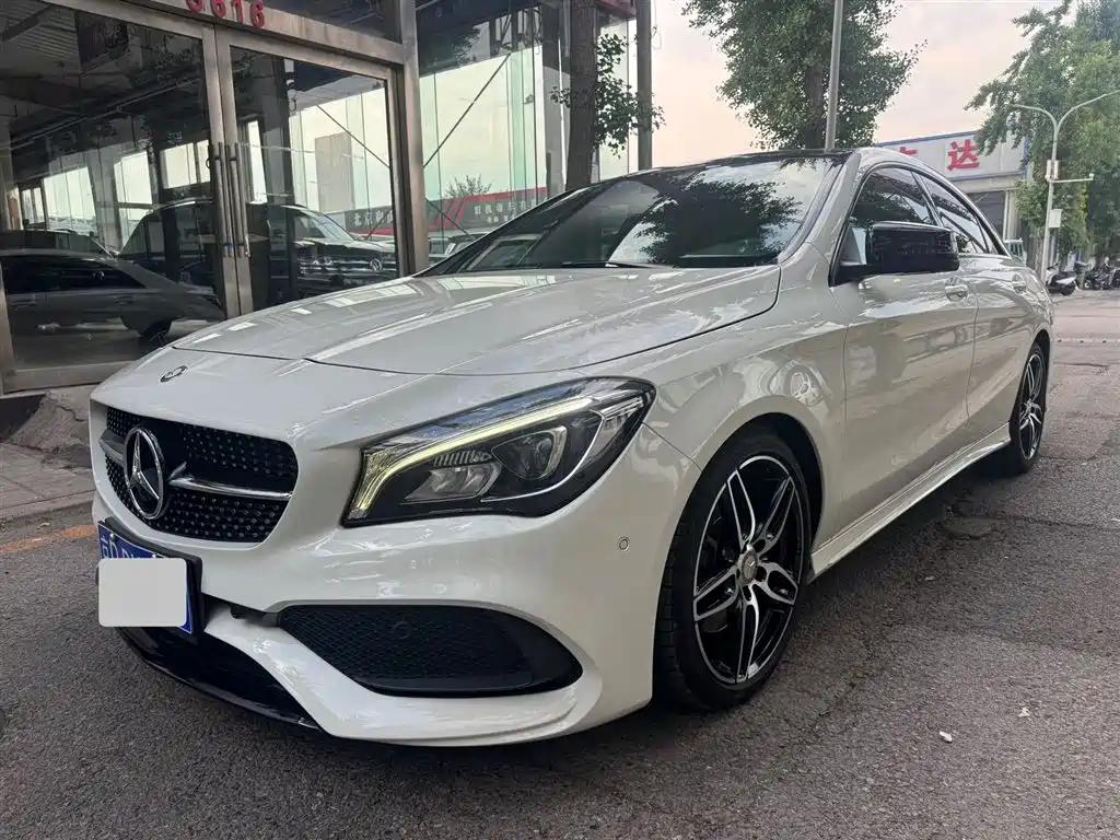 Mercedes-Benz CLA (Import) Facelift CLA 220 4MATIC