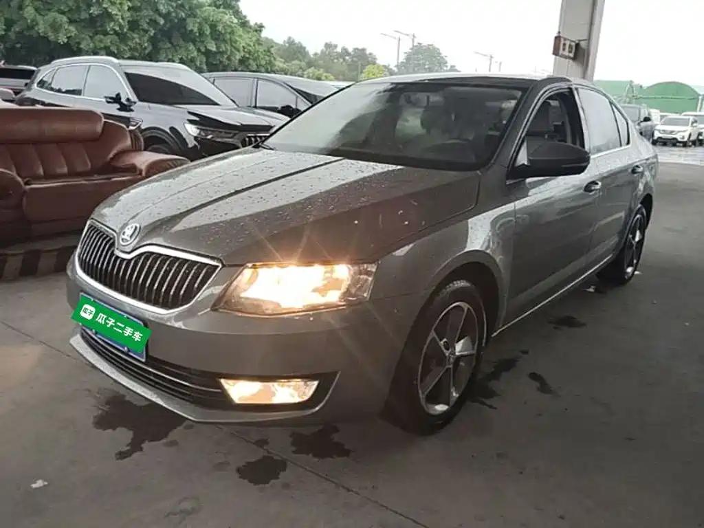 Skoda Octavia 1.6L Auto Creation