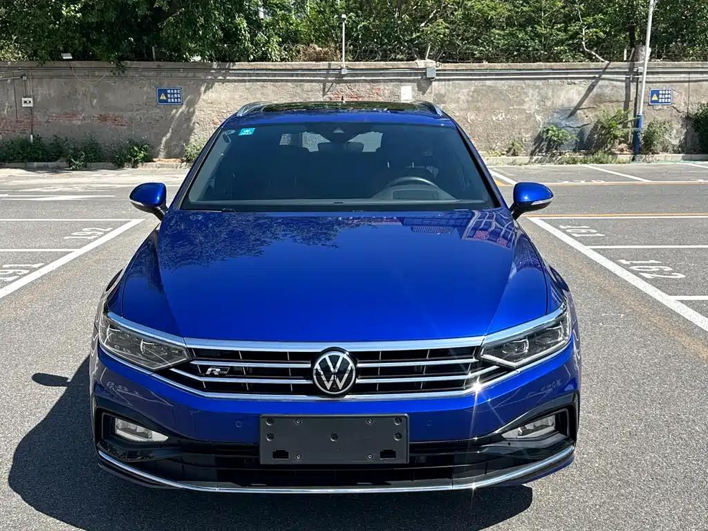Volkswagen Passat Variant 2021 2.0T