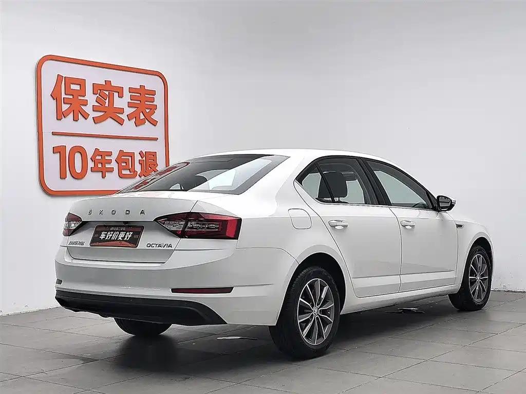 Skoda Octavia 2019 1.5L Автомат VI