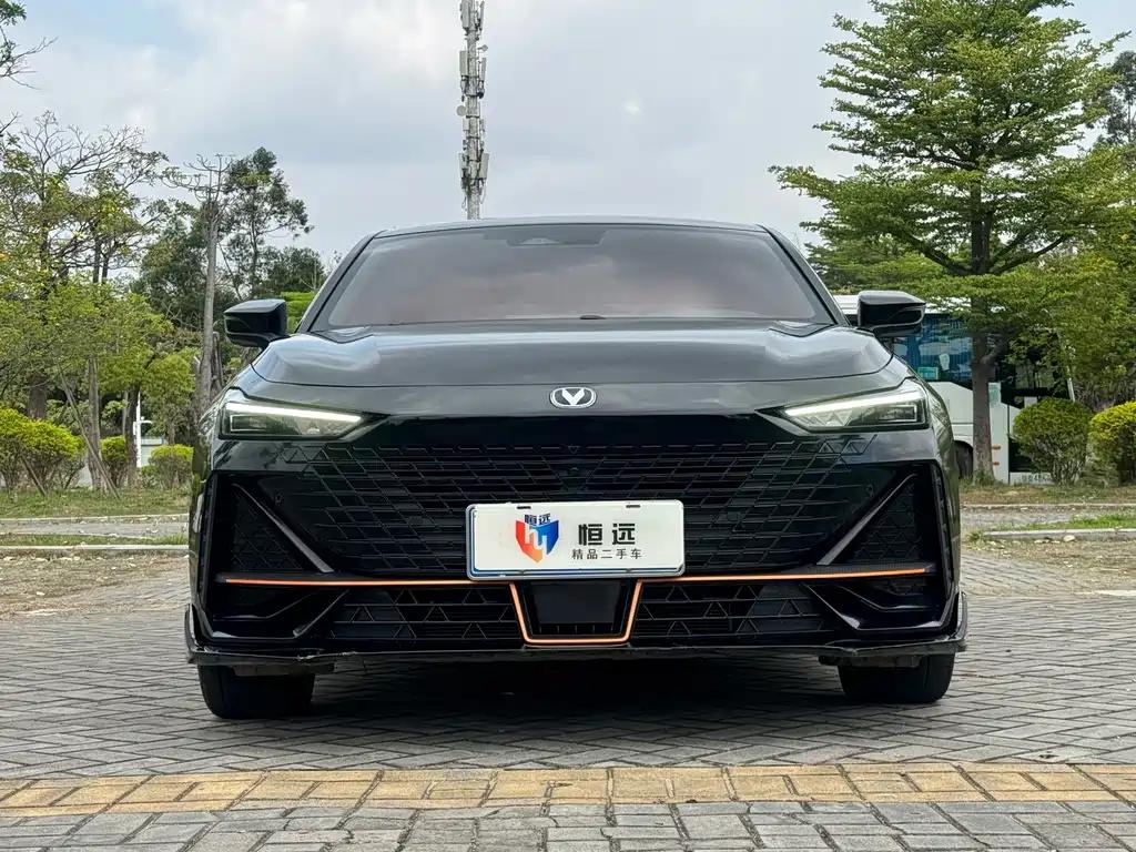 Changan UNI-V 1.5T Sport